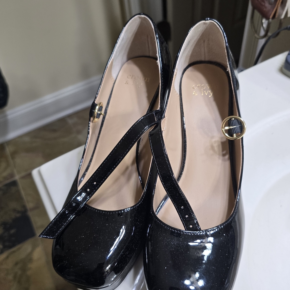 Crown & Ivy Black Patent Heels